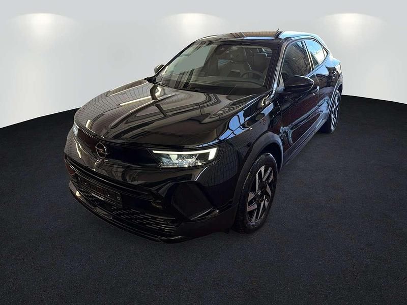 Gebraucht Opel Mokka Elegance 131 PS (96 kW) 2024 Schwarz perla nera/typ aussenv SUV