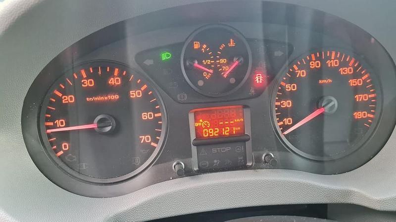 Gebraucht Citroën Jumpy 128 PS (94 kW) 2013 Weiß Van / Kleinbus