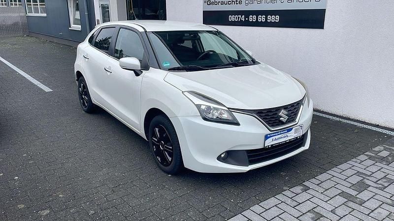 Weiß Gebraucht 2018 Suzuki Baleno Kleinwagen | 8.370 € (Fairer Preis) - Bild 1/4