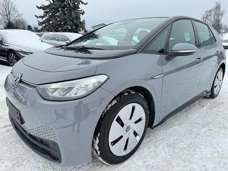 Grau Gebraucht 2021 VW ID.3 Pro Kleinwagen | 13.990 € (Guter Preis) - Bild 1/4