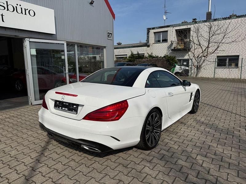 Gebraucht Mercedes SL400 AMG 367 PS (269 kW) 2019 Weiß Cabrio