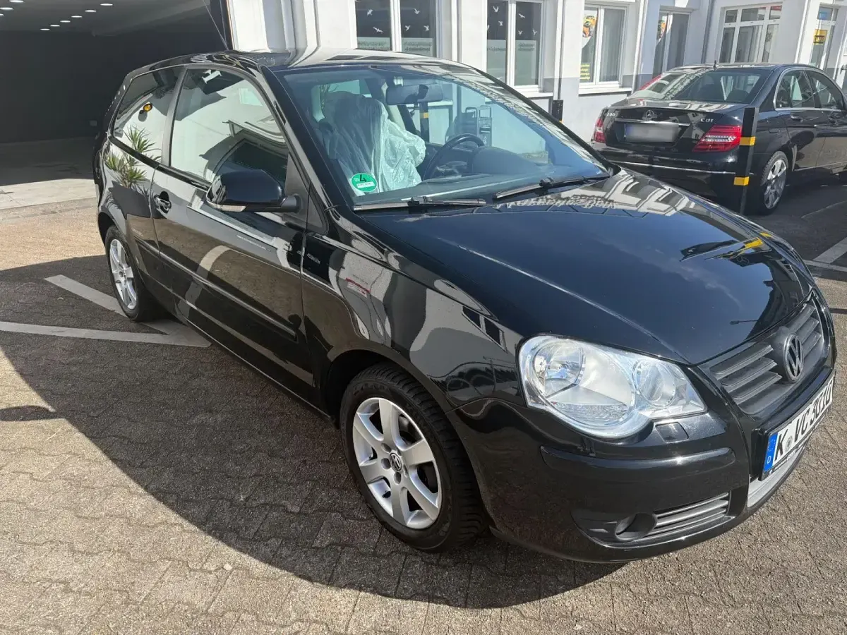 Gebraucht VW Polo Trendline 60 PS (44 kW) 2009 Schwarz Kleinwagen