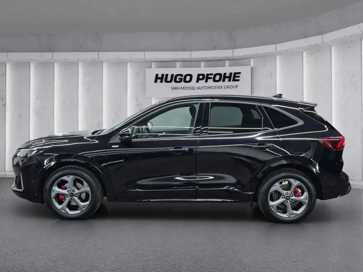 Gebraucht Ford Kuga ST-Line 186 PS (136 kW) 2024 Schwarz SUV