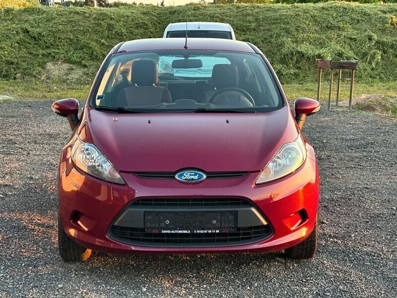 Gebraucht Ford Fiesta Trend 82 PS (60 kW) 2009 Rot Kleinwagen