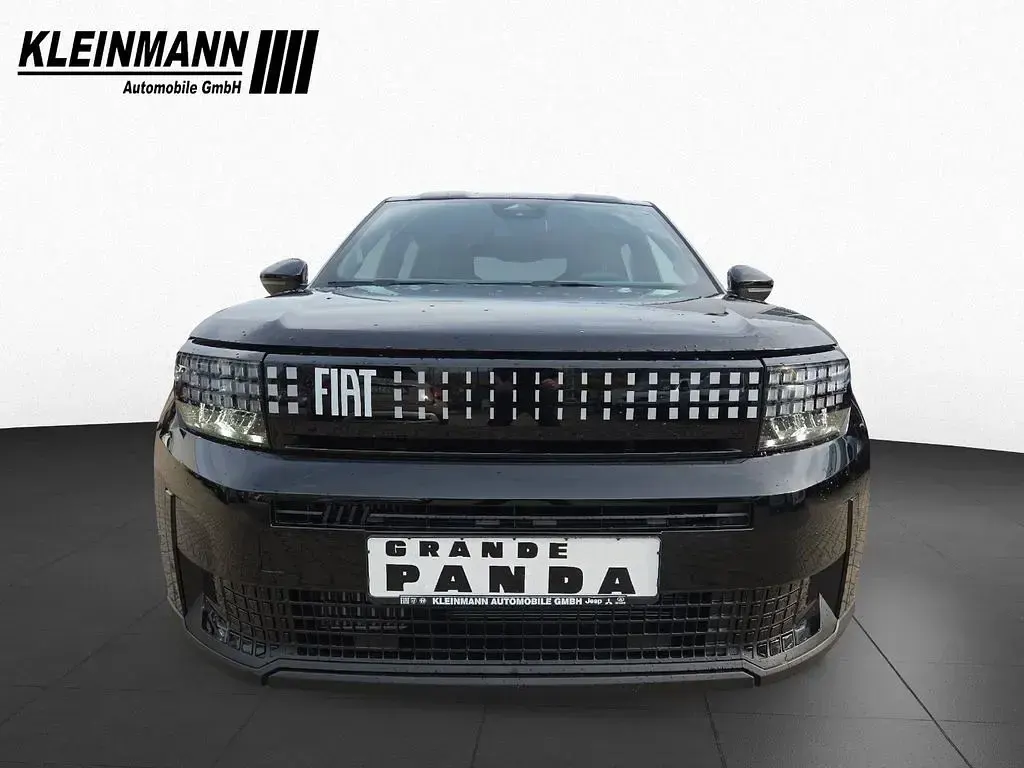 Neu Fiat Grande Panda Icon 110 PS (80 kW) 2026 Cinema schwarz Kleinwagen