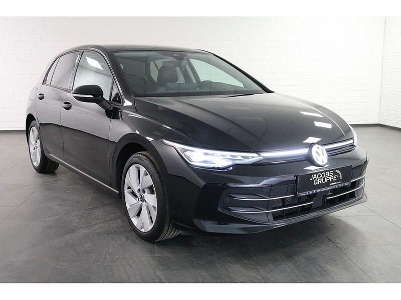 Gebraucht VW Golf VIII Goal 150 PS (110 kW) 2025 Grenadillschwarz Limousine