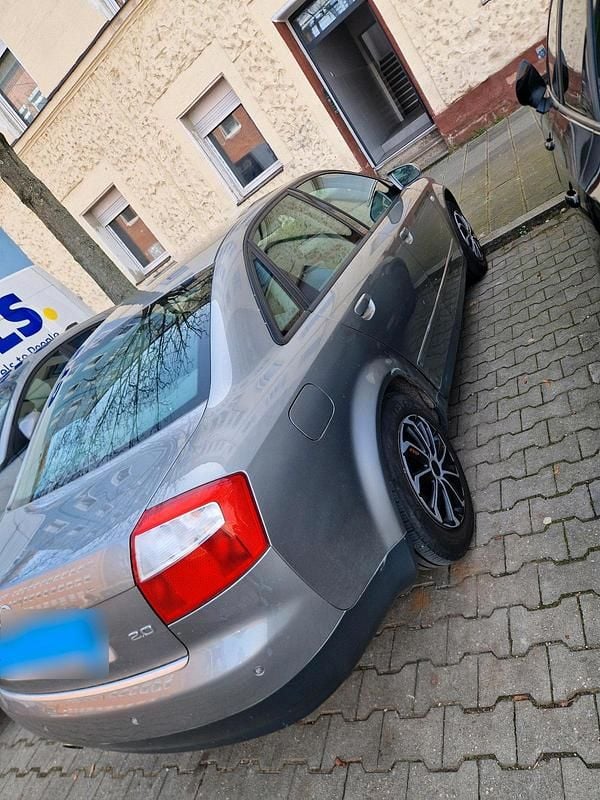 Gebraucht Audi A4 130 PS (95 kW) 2002 Grau Limousine