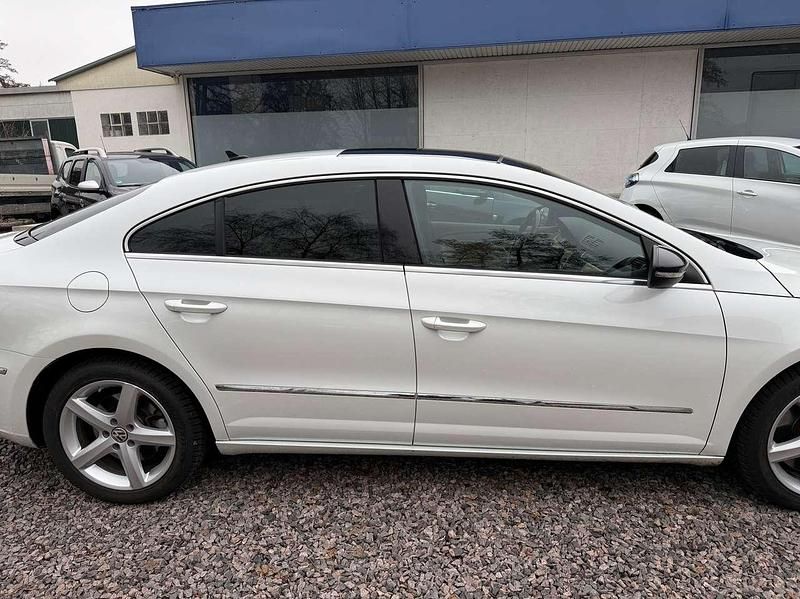 Gebraucht VW CC Basis 299 PS (219 kW) 2014 Oryxweiß perlmutteffekt Limousine
