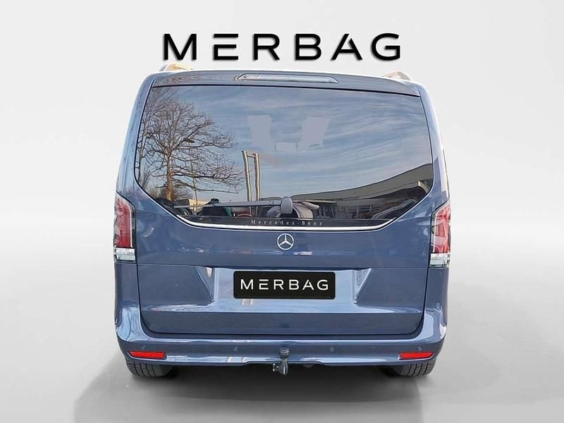 Gebraucht Mercedes V220 Style 163 PS (119 kW) 2024 Sodalithblau met. Van / Kleinbus