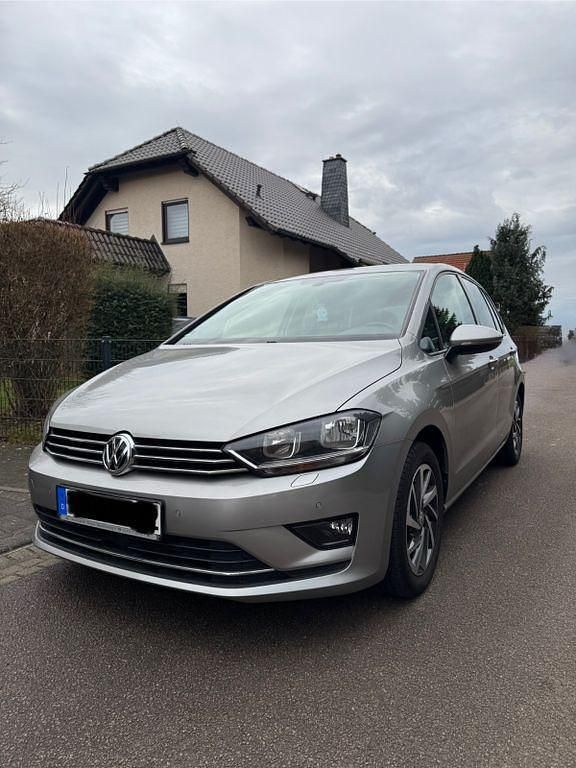 Silber Gebraucht 2017 VW Golf Sportsvan Sound Van / Kleinbus | 13.950 € (Fairer Preis) - Bild 1/4