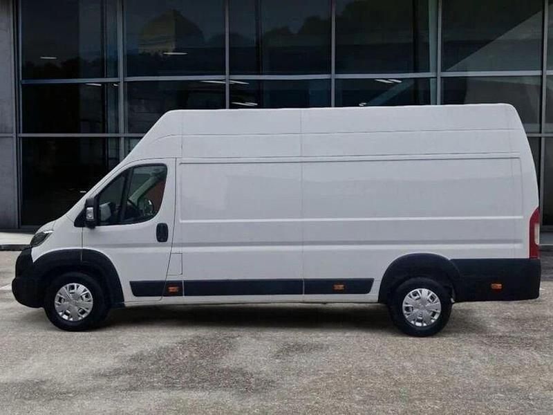 Gebraucht Opel Movano Edition 165 PS (121 kW) 2022 Casablancaweiss/glacier/arctic Van