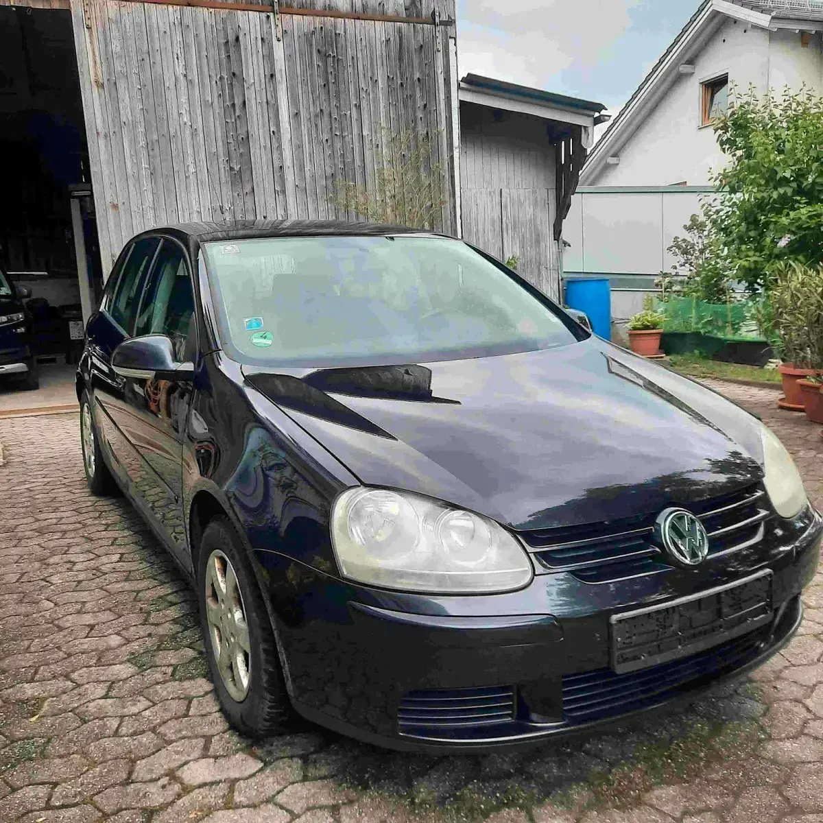 Gebraucht VW Golf IV 75 PS (55 kW) 2005 Schwarz Limousine