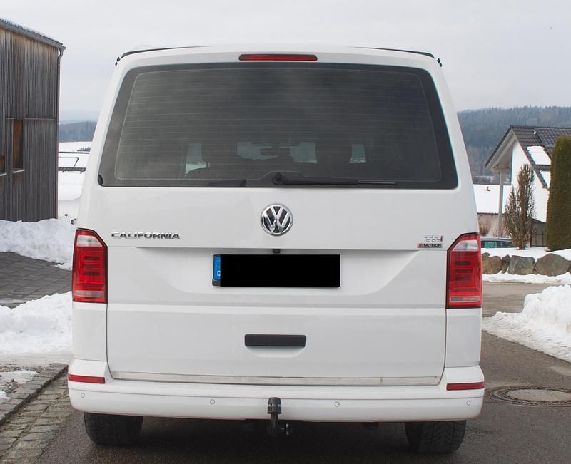 Gebraucht VW California California 150 PS (110 kW) 2017 Weiß Van