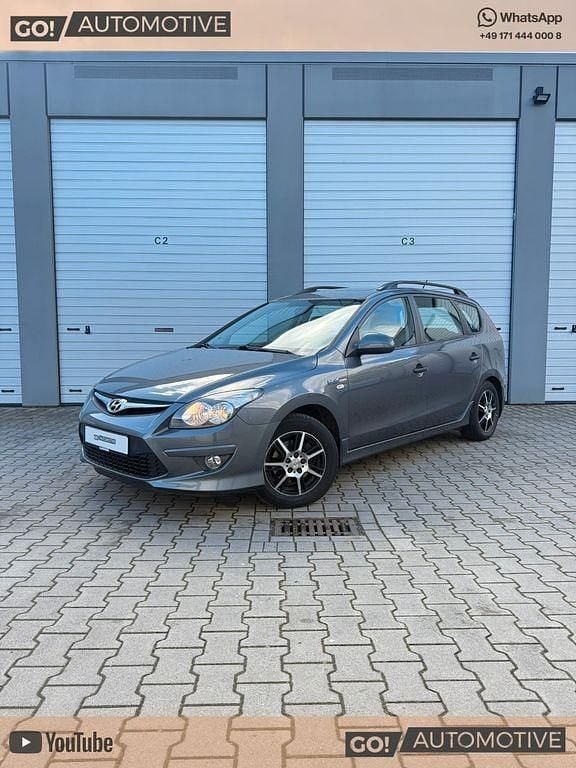 Gebraucht Hyundai i30 Comfort 109 PS (80 kW) 2010 Grau Kombi