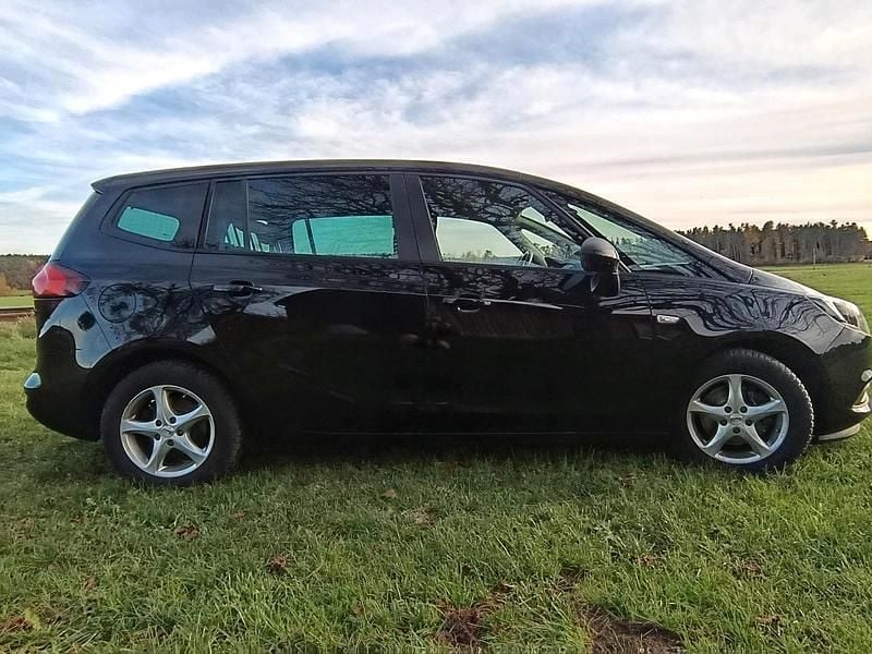 Gebraucht Opel Zafira 140 PS (102 kW) 2017 Schwarz Van / Kleinbus