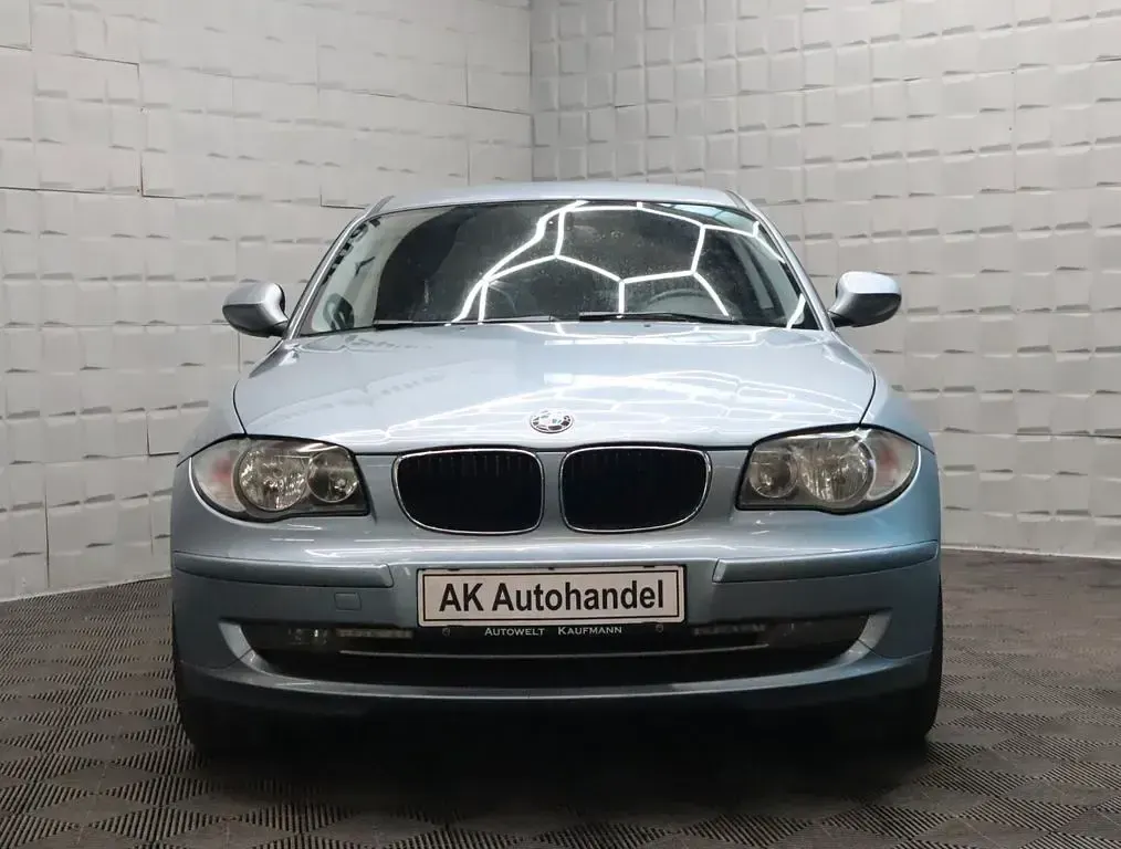 Gebraucht BMW 118 Advantage 143 PS (105 kW) 2011 Blau Kleinwagen