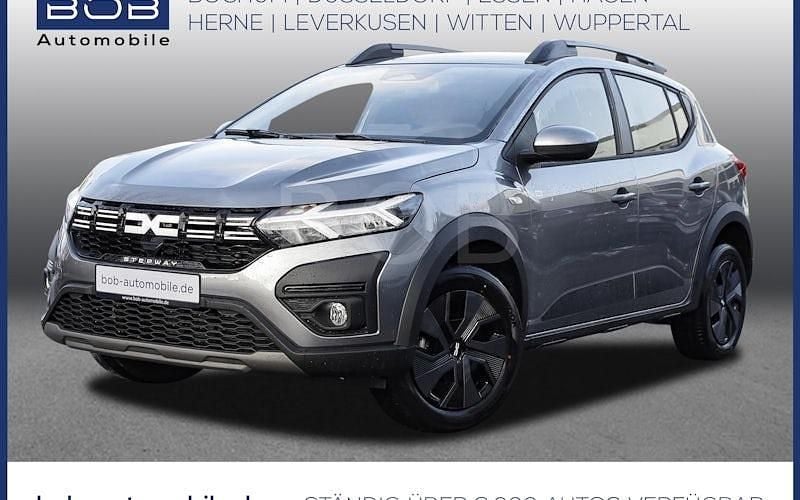 Grau Neu 2025 Dacia Sandero Expression Kleinwagen | 18.830 € (Fairer Preis) - Bild 1/4