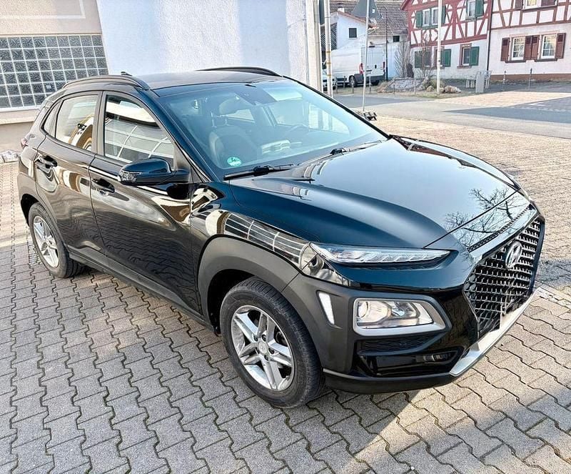 Schwarz Gebraucht 2020 Hyundai Kona Advantage SUV | 14.450 € (Guter Preis) - Bild 1/4