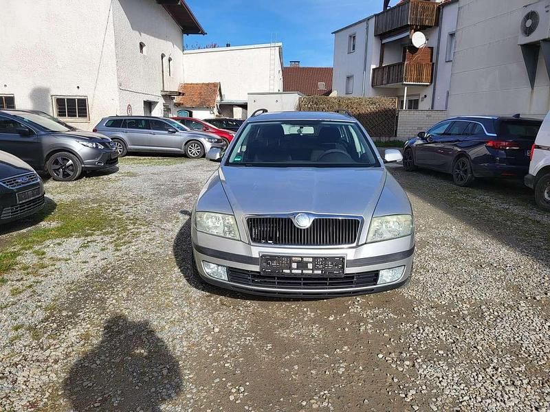 Gebraucht Skoda Octavia 105 PS (77 kW) 2006 Diamantsilber metallic Kombi