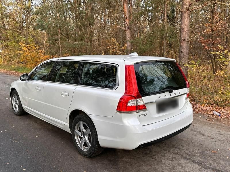 Gebraucht Volvo V70 150 PS (110 kW) 2016 Weiß Kombi