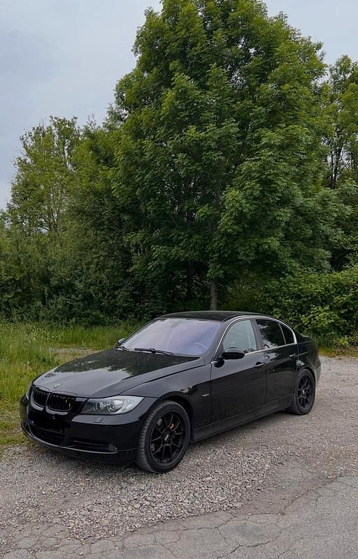 Gebraucht BMW 325 218 PS (160 kW) 2005 Schwarz Limousine