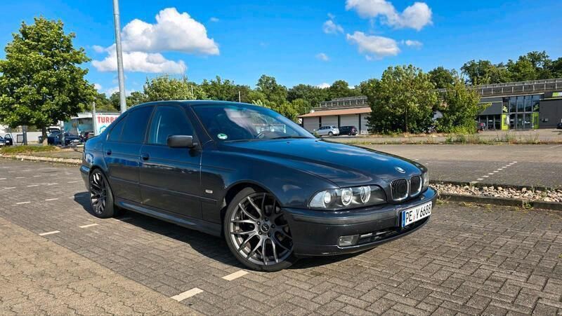 Grau Gebraucht 1996 BMW 535 Limousine | 5.500 € (Fairer Preis) - Bild 1/4