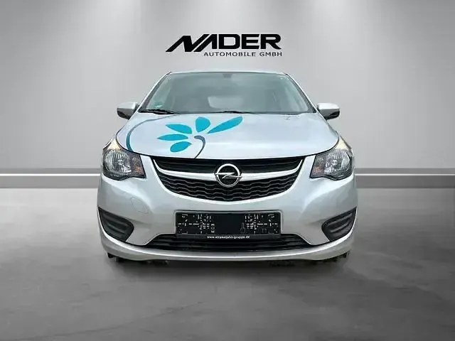 Używany Opel Karl Edition 73 KM (53 kW) 2018 Srebrny Hatchback