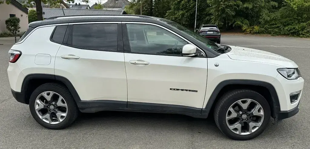Occasion Jeep Compass Opening Edition 170 ch (125 kW) 2017 Gris SUV