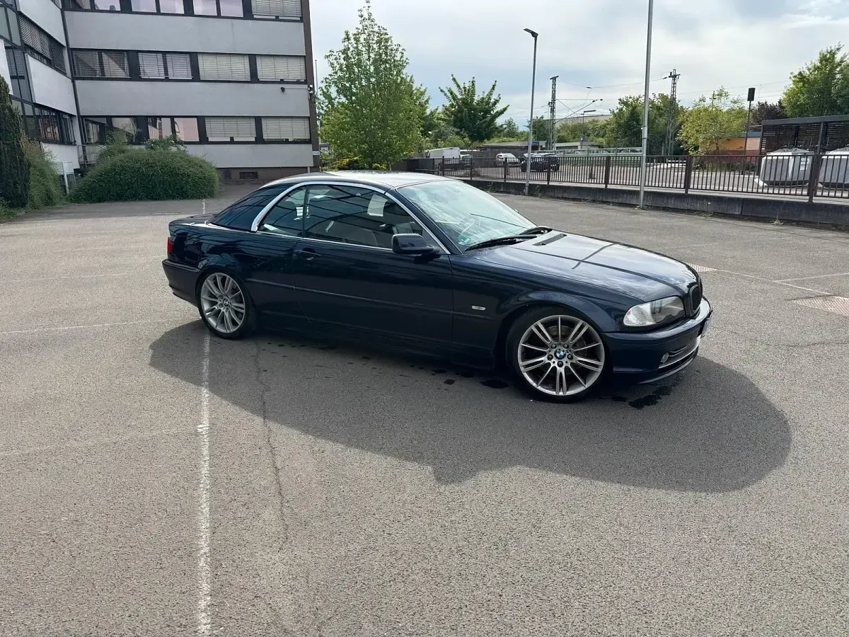 Occasion BMW 330 Cabriolet 231 ch (169 kW) 2002 Bleue Cabriolet