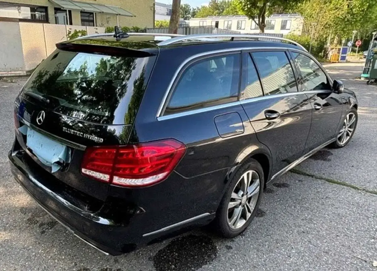 Gebraucht Mercedes E300 Avantgarde 231 PS (169 kW) 2013 Schwarz Kombi