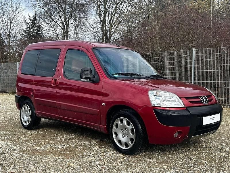 Gebraucht Peugeot Partner 90 PS (66 kW) 2008 Rot Van / Kleinbus