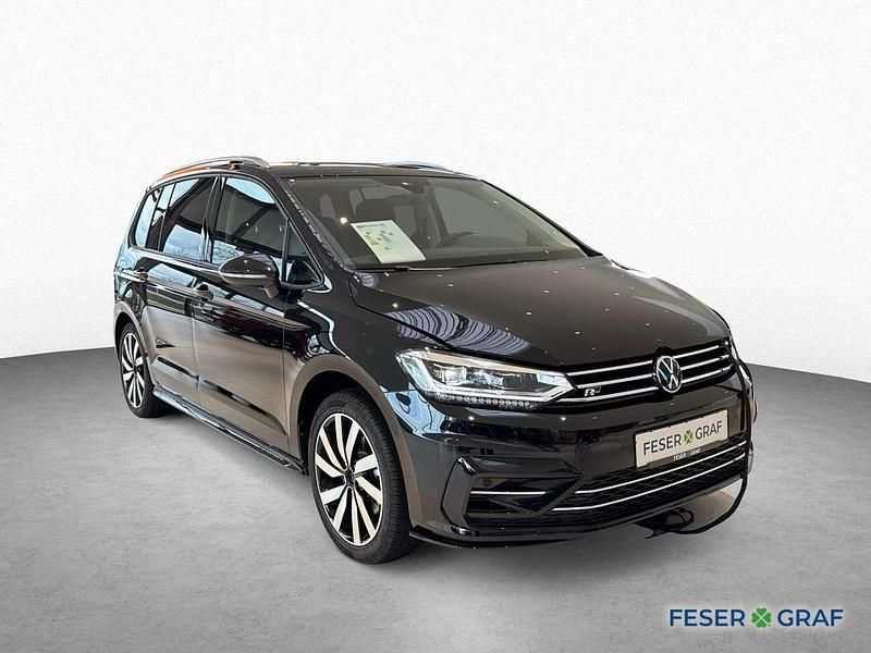 Neu VW Touran 150 PS (110 kW) 2026 Grenadillschwarz metallic Van / Kleinbus