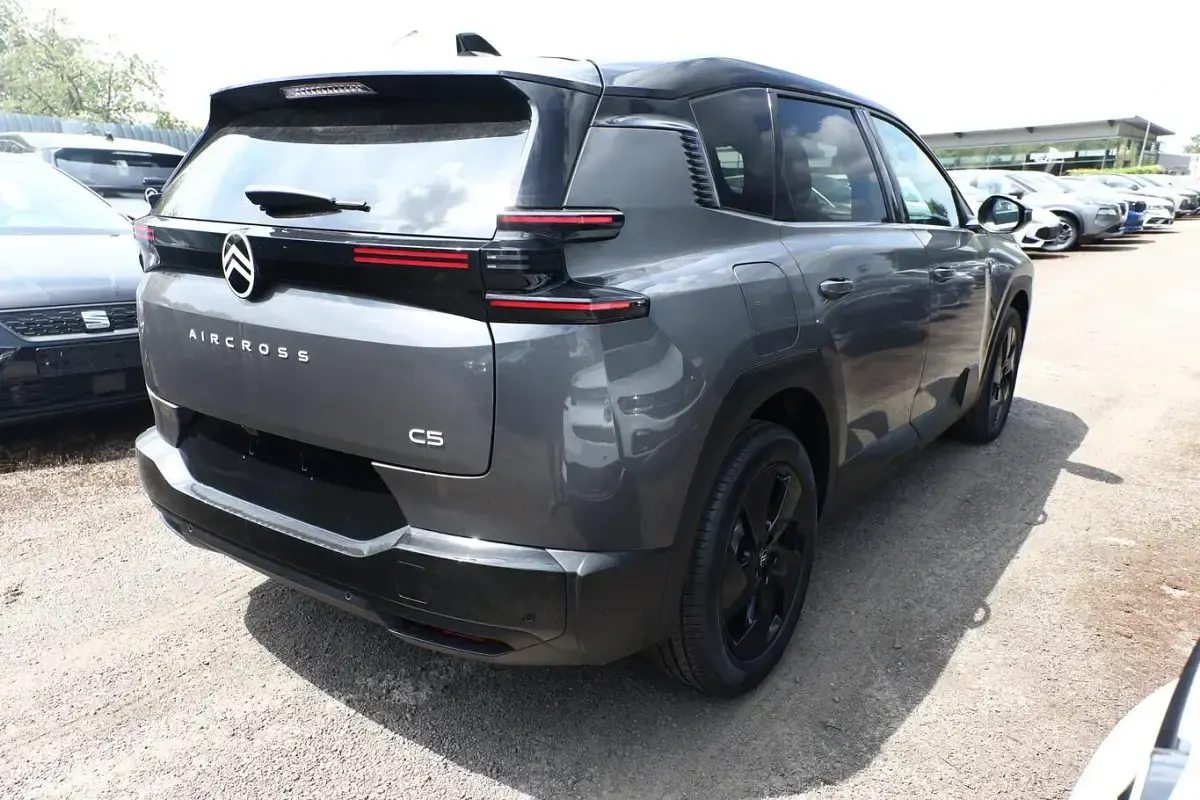 Neu Citroën C5 Aircross 136 PS (100 kW) 2026 Platinum grau metallic SUV