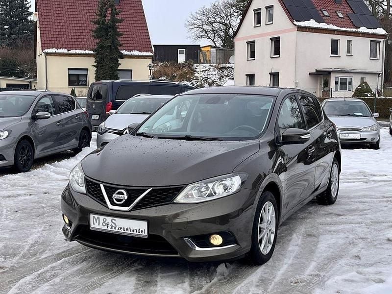 Gebraucht Nissan Pulsar N-Connecta 116 PS (85 kW) 2018 Braun Kleinwagen