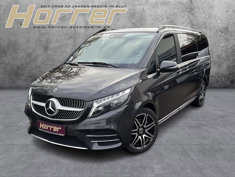 Grau Gebraucht 2024 Mercedes V220 Avantgarde Edition Van / Kleinbus | 58.890 € (Teuer) - Bild 1/4