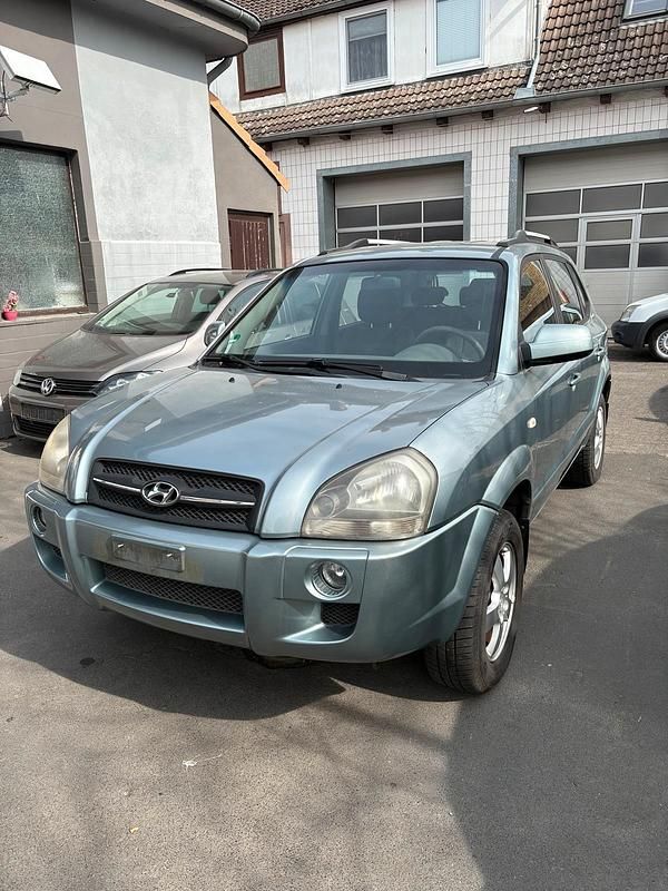 Gebraucht Hyundai Tucson 141 PS (103 kW) 2005 Blau SUV