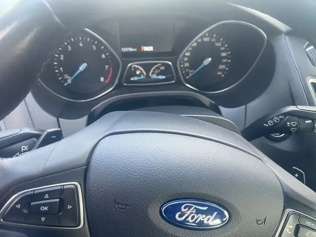 Używany Ford Focus Titanium 150 KM (110 kW) 2016 Biały Sedan/Limuzyna