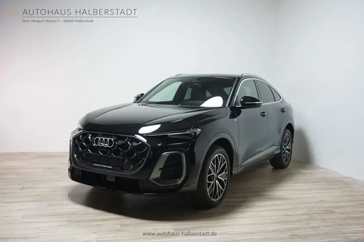 Neu Audi Q5 Sportback S-Line 204 PS (150 kW) 2025 Schwarz SUV