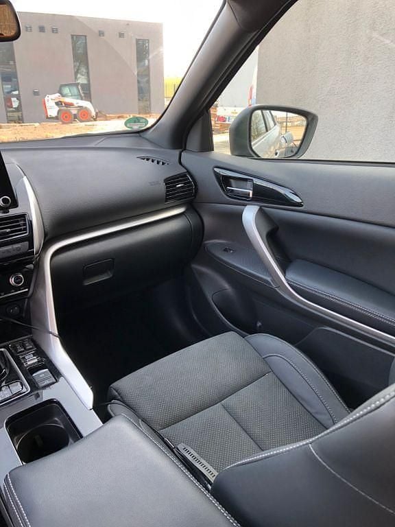 Gebraucht Mitsubishi Eclipse Cross Plus 188 PS (138 kW) 2022 Weiß SUV