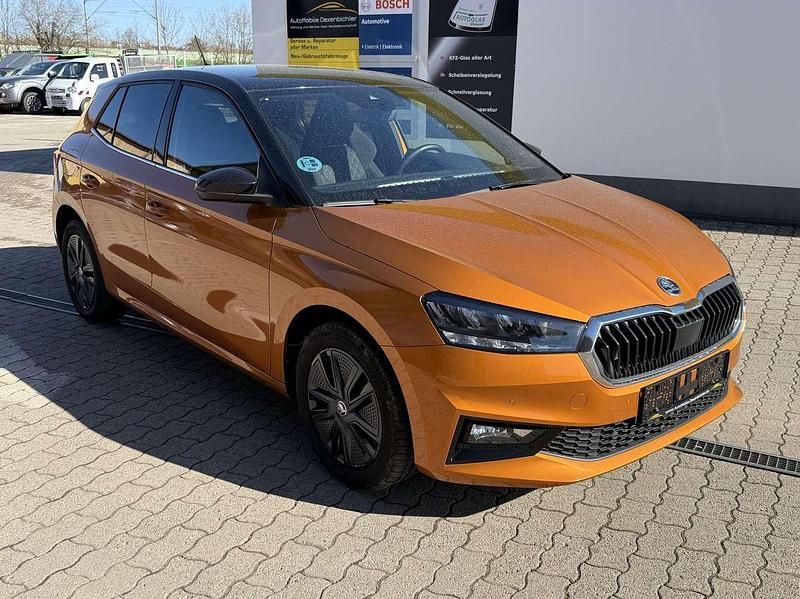 Gebraucht Skoda Fabia 116 PS (85 kW) 2024 Phoenixorange metallic Kleinwagen