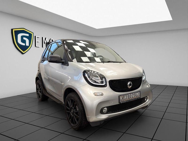 Gebraucht Smart ForTwo Cabrio 90 PS (66 kW) 2019 Schwarz Cabrio