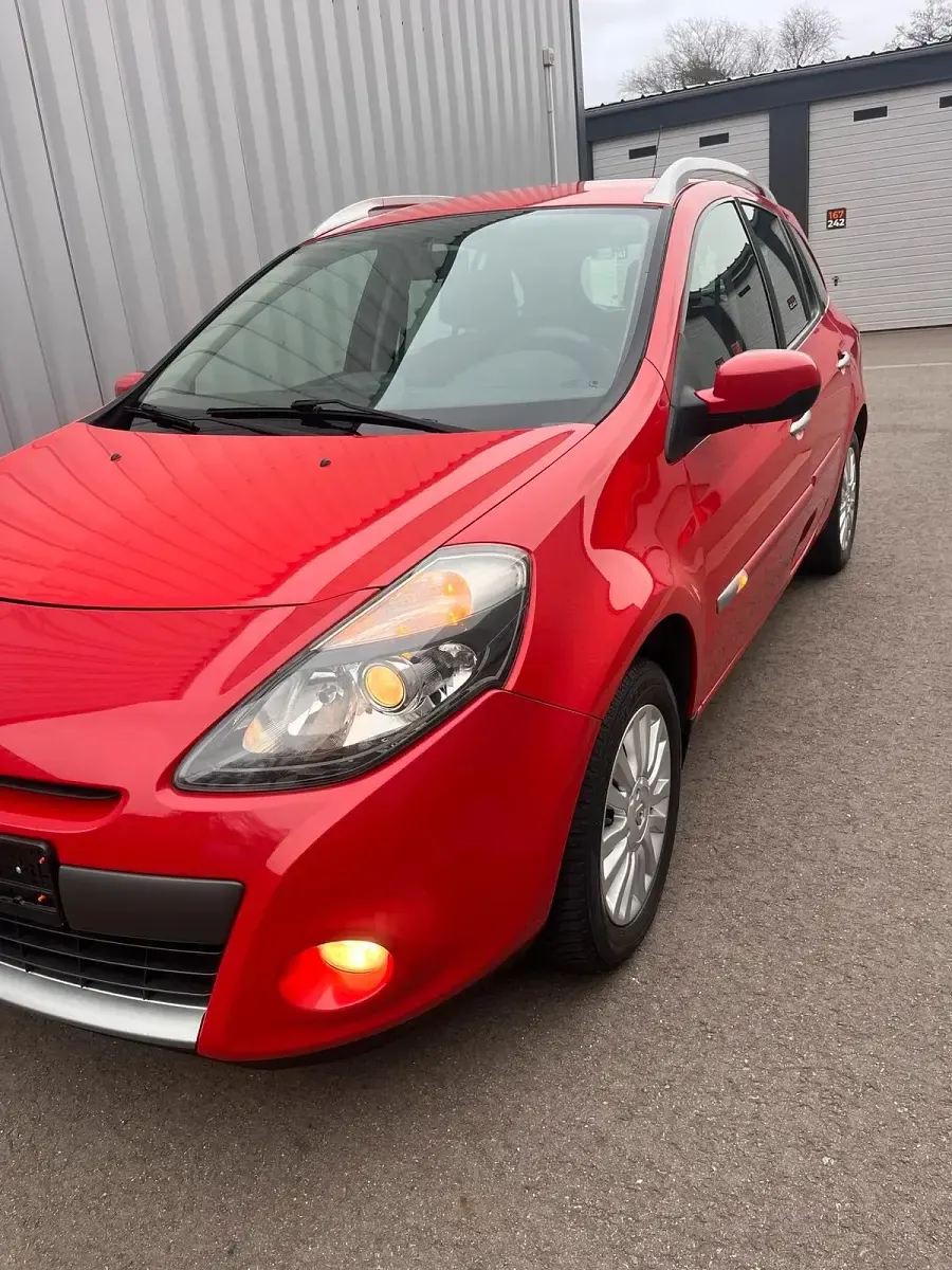 Gebraucht Renault Clio 75 PS (55 kW) 2009 Rot Kombi