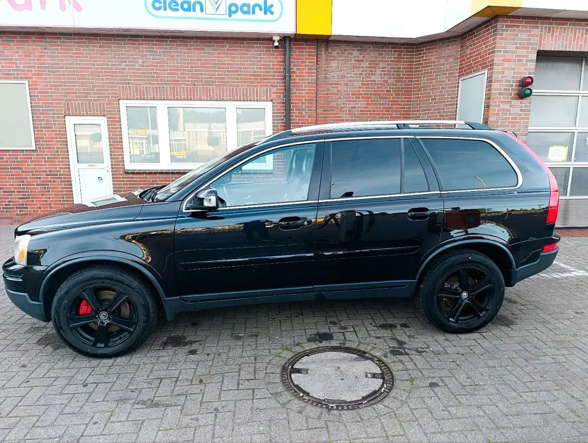Gebraucht Volvo XC90 230 PS (169 kW) 2011 Schwarz SUV
