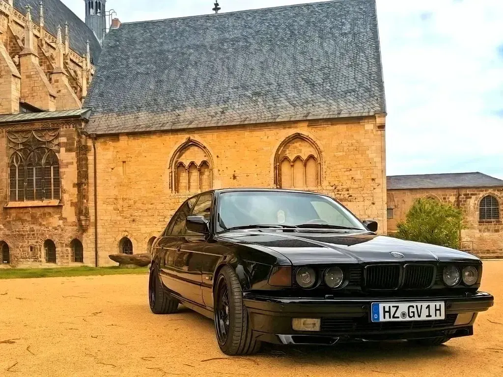 Gebraucht BMW 740 Performance 286 PS (210 kW) 1993 Schwarz Limousine