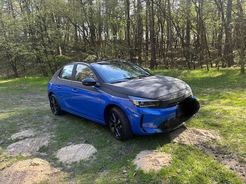 Gebraucht Opel Corsa-e 114 kW (156 PS) 2024 Blau Kleinwagen