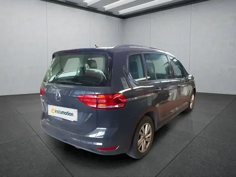 Gebraucht VW Touran 150 PS (110 kW) 2021 Grau Van / Kleinbus