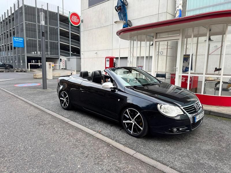 Gebraucht VW Eos R 250 PS (183 kW) 2008 Schwarz Cabrio