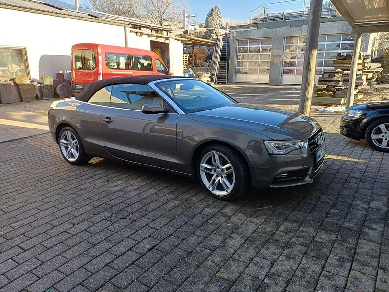 Braun Gebraucht 2013 Audi A5 Cabriolet Cabrio | 10.000 € (Superpreis) - Bild 1/4