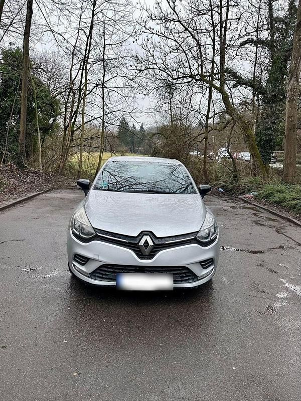 Gebraucht Renault Clio IV LIMITED 90 PS (66 kW) 2016 Silber Kleinwagen