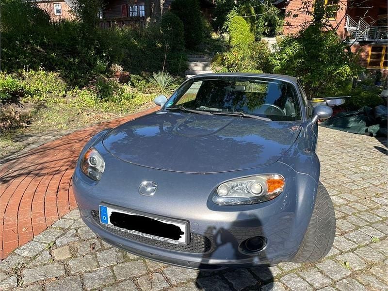 Grau Gebraucht 2006 Mazda MX5 Energy Cabrio | 5.000 € (Guter Preis) - Bild 1/4